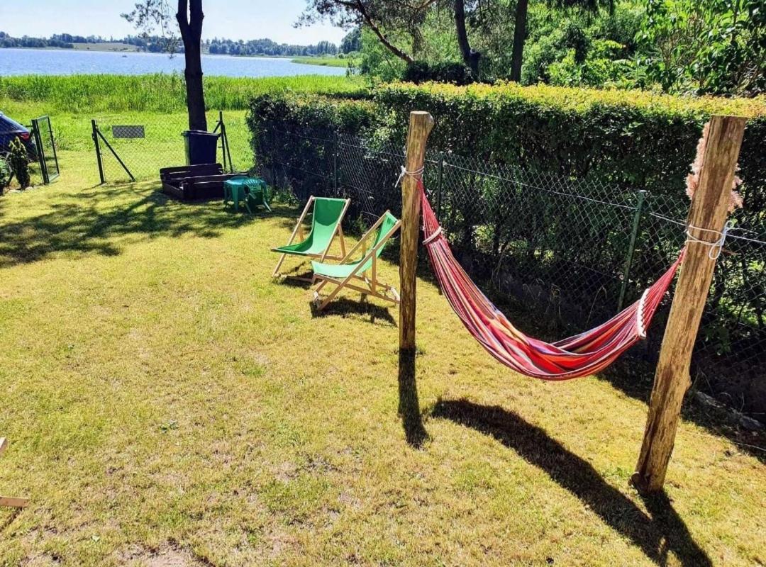 Domek Nad Jeziorem Przy Lini Brzegowej Gorowychy, Pomorze Villa Exterior foto